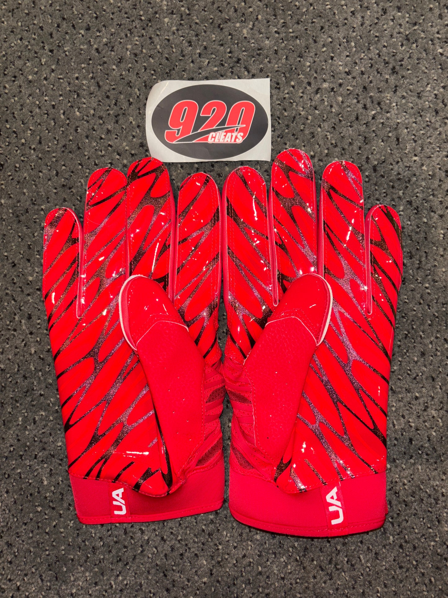 UA Gloves